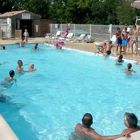 Kamp alanı Mobil-home, Animaux Ok - 4 Pers. - Api-1-52-2565 Chaille-Les-Marais